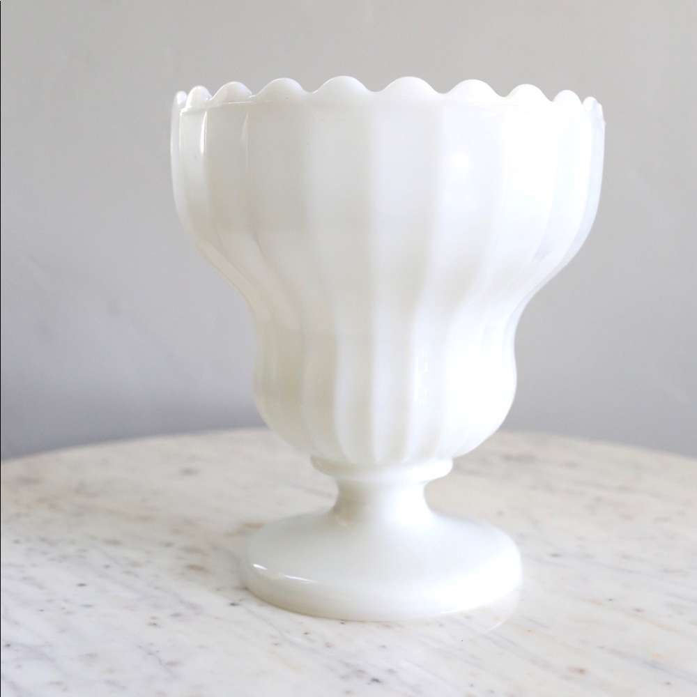 Vintage milk glass vase
